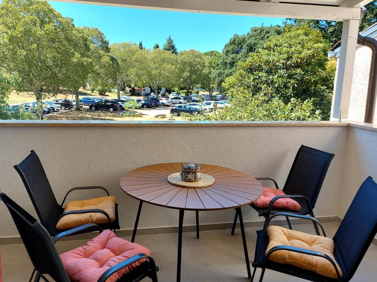 Apartman S Dvije Spavace Sobe 포레치 외부 사진