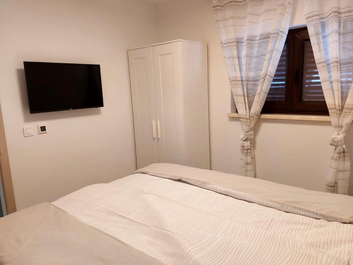 Apartman S Dvije Spavace Sobe 포레치 외부 사진